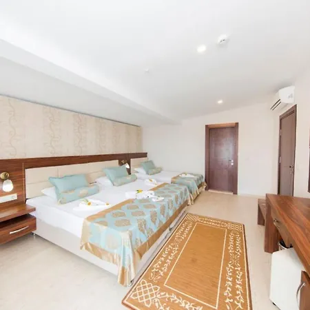 Maya World Park Hotell